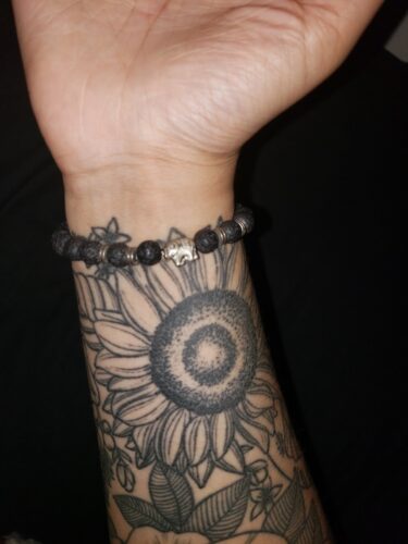 Click to view full screen Elephant Vitality Bracelet photo review